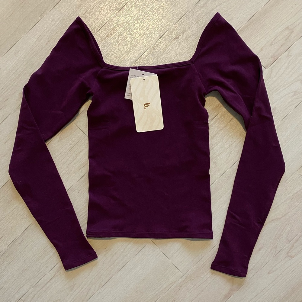 NWT Fabletics Emila Sculptknit L/S Top II